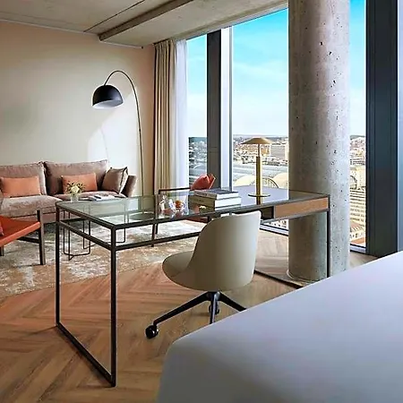 Hotel Nh Collection Frankfurt Spin Tower 4*