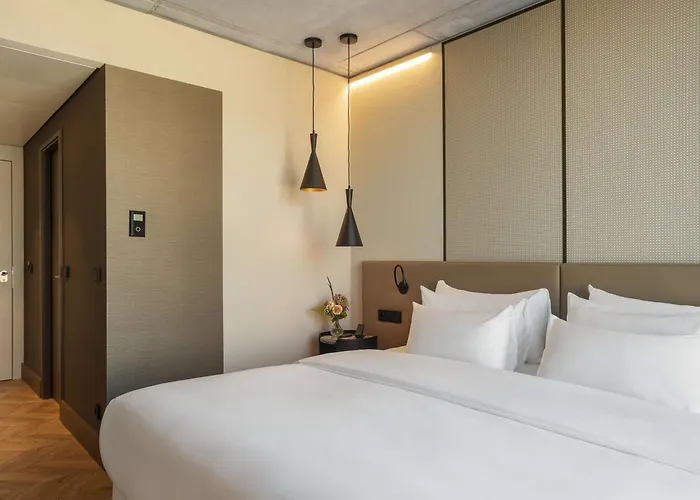 Nh Collection Frankfurt Spin Tower Hotel