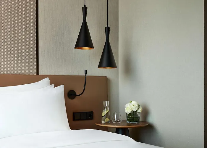 Nh Collection Frankfurt Spin Tower 4*